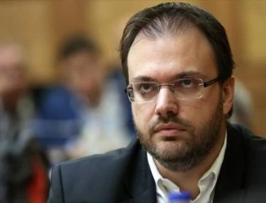 ΚΙΝΑΛ: Διαγράφει Θεοχαρόπουλο η Φ. Γεννηματά - «Ναι» από τη ΔΗΜΑΡ στη Συμφωνία των Πρεσπών